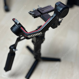 DJI 로닌 RS3 프로