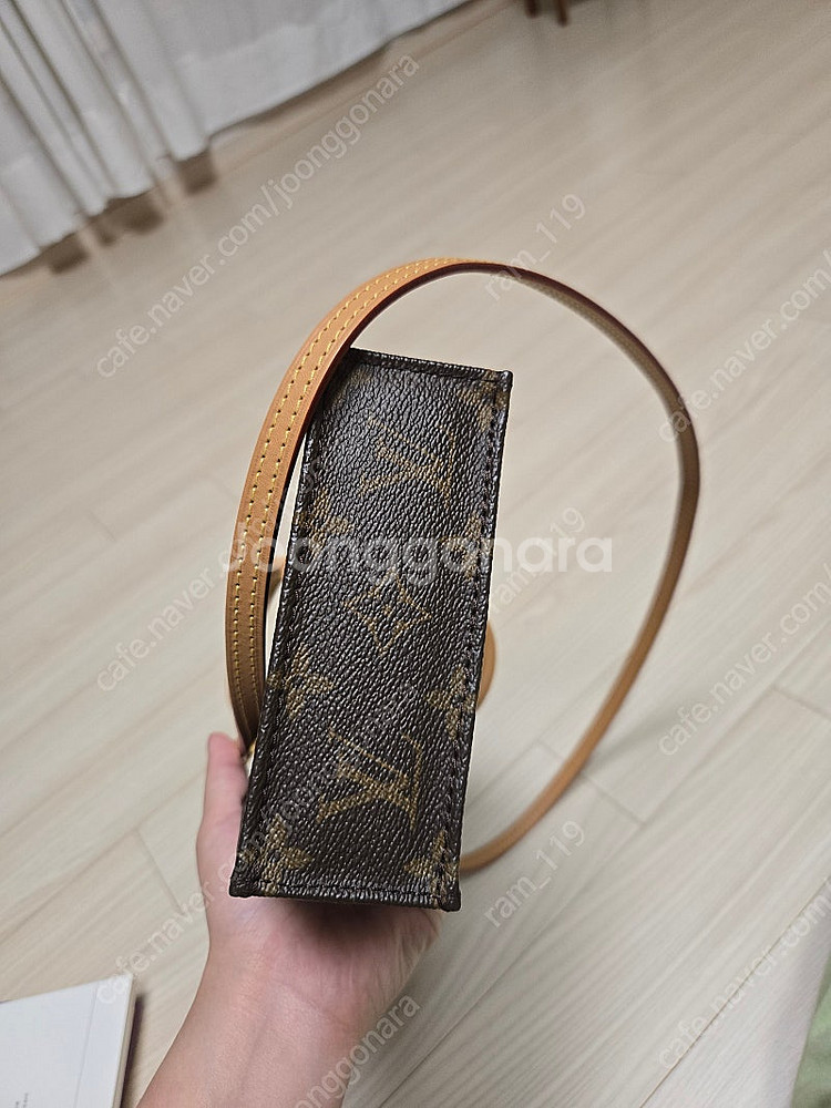 루이비통 쁘띠삭플라 모노그램--1