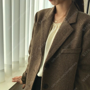 리브레 헤링본 울자켓