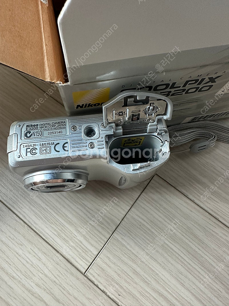 니콘 쿨픽스3200레트로 디카--7