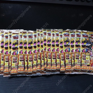 가면라이더, 디지몬, 파워래인저, 건담 카드