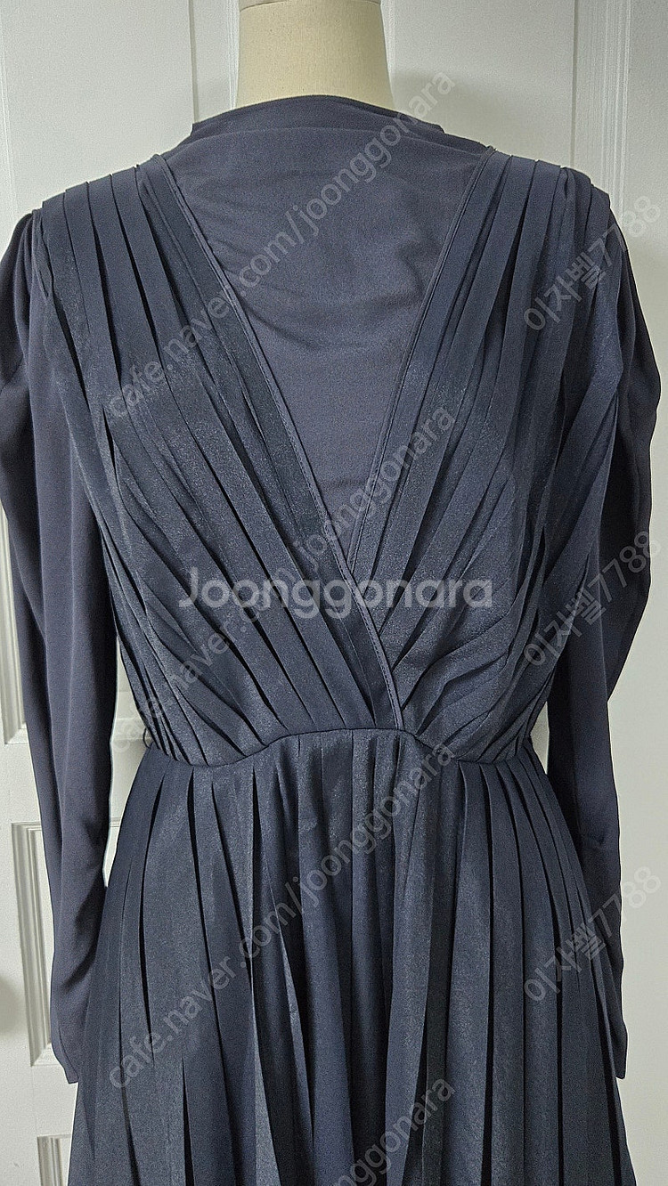 무배)한섬 오브제 플리츠원피스--2