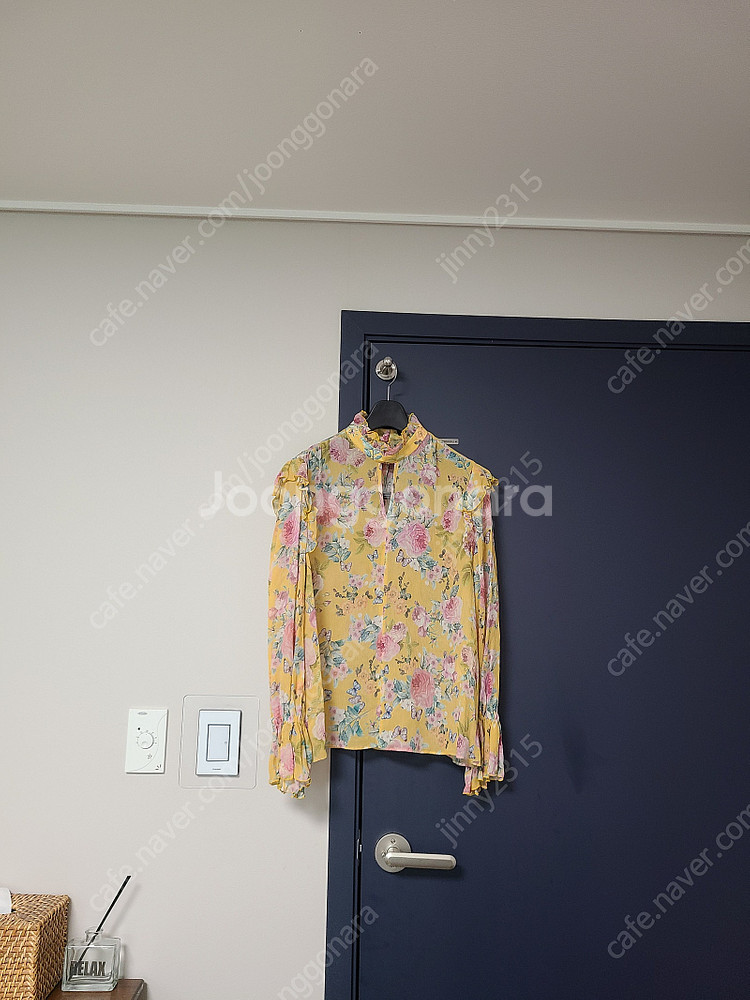 질스튜어트 아이유 유인나 블라우스--2