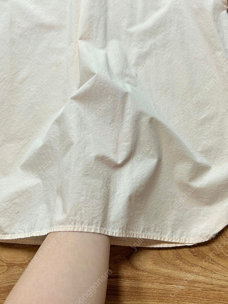 미니뽕 코튼 라운드 반팔 블라우스 베이지 색상 운포 만원 (55-66사이즈)--3