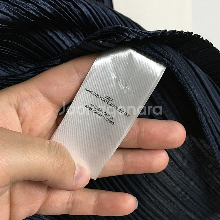 새상품 TIBI 티비 크롭 플리츠 블라우스 / 랑방 마인 오브제 타임 럭키슈에뜨 산드로 마쥬 오르 시에 시스템--2