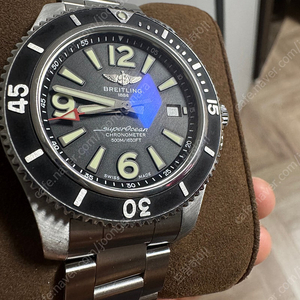 브라이틀링 슈퍼오션2 42mm 검판