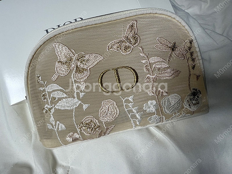 디올 플라워 메쉬 파우치 새상품 택포 5만원--5