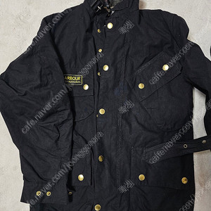 바버 인터네셔널 a7 왁스 자켓 판매합니다