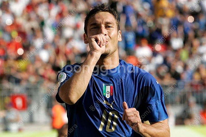 [L] 2006 월드컵 이탈리아 홈 토티 유니폼--0