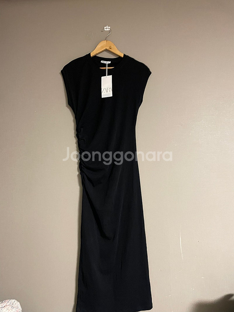 새상품) ZARA 자라 셔링드레프트 롱원피스--4