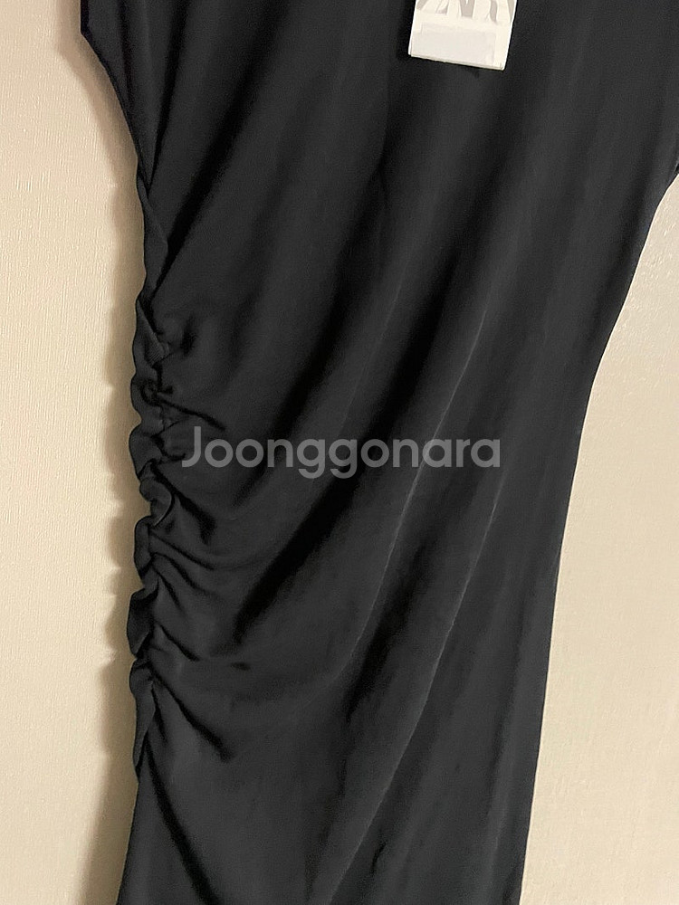 새상품) ZARA 자라 셔링드레프트 롱원피스--5