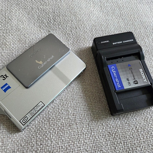소니 디카 DSC-T7