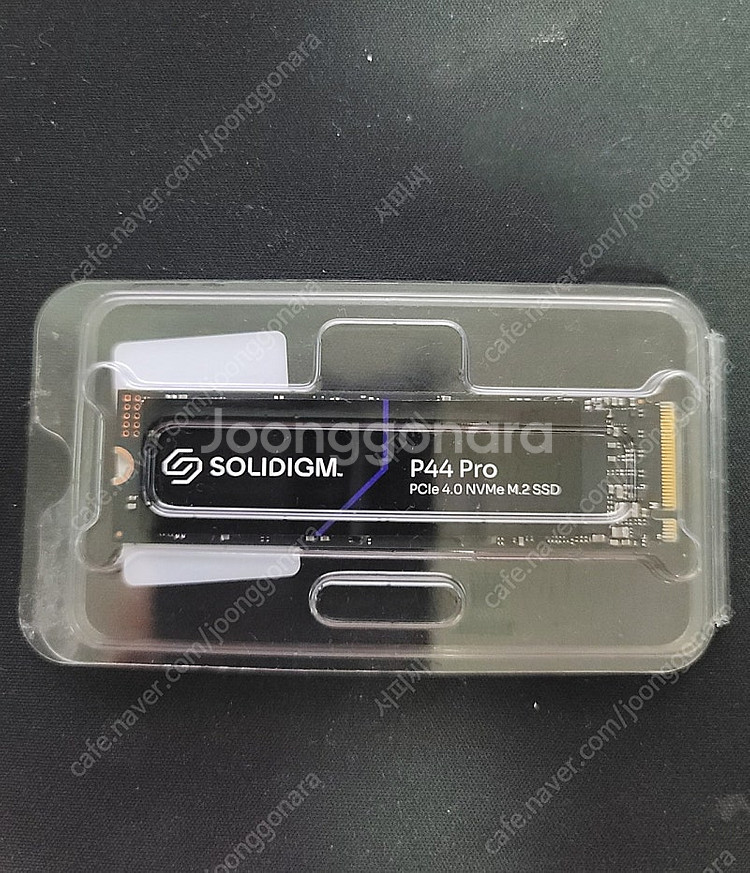 솔리다임 P44 Pro M.2 NVMe 2TB 국내정품 팝니다.--0