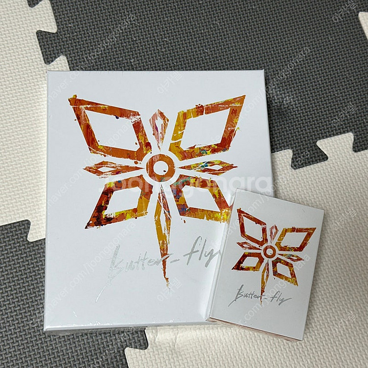 디지몬 버터플라이 펀딩 앨범 미개봉 새상품--0