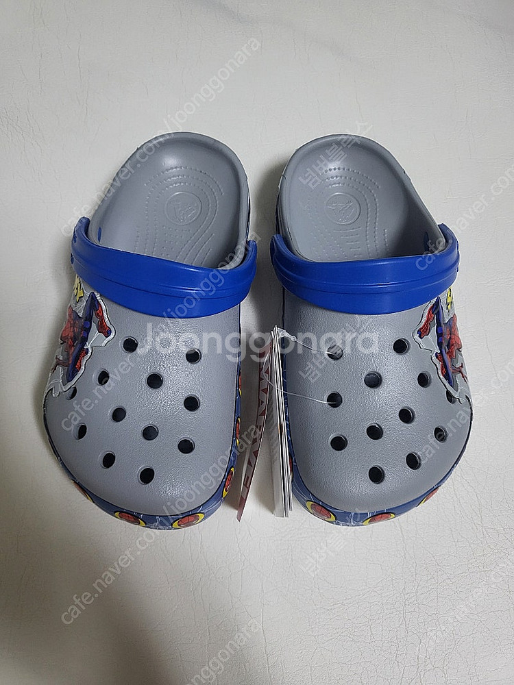 크록스 키즈 J2 스파이더맨 210 새제품--0