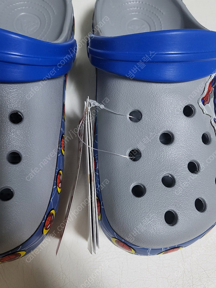 크록스 키즈 J2 스파이더맨 210 새제품--2