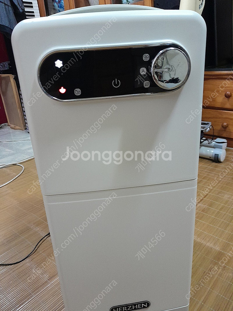 중고 헤르젠 쌀냉장고 SSR-D21K 100000원--1