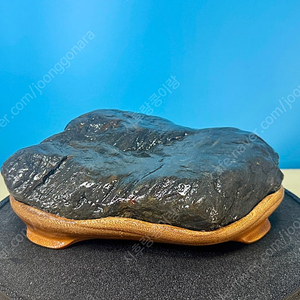 남한강 산경과 멋진 골짜기가 보이는 수석 판매합니다.