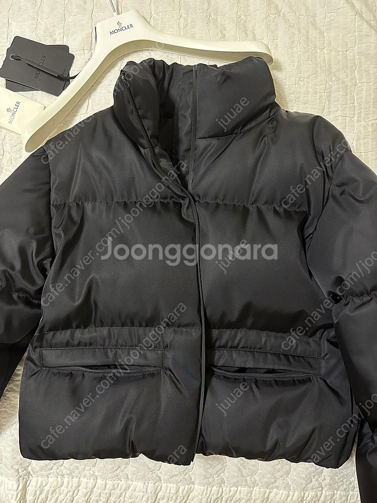 몽클레어 비섹 vissec 블랙 1 (제니패딩) 제니몽...--0