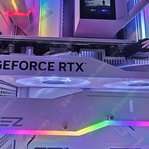 갤럭시 GALAX 지포스 RTX 4060 V2 WHITE OC D6 8GB