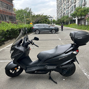 스즈키 버그만200