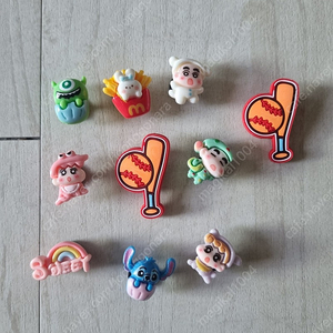 (새제품)마블, 원피스,짱구 등등 예쁜 지비츠 팔아요