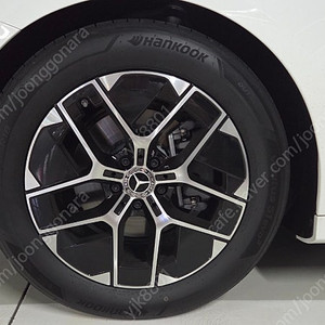 벤츠 e200 w214 225 55 18 임판 타이어