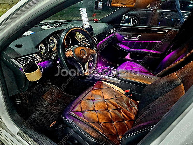 개인 아꼈던 벤츠E클래스 아방가르드 15년 각자 팝니다.무사고 1150만 (실내시공,도어시공,외관등 다이아그릴 부품...--3