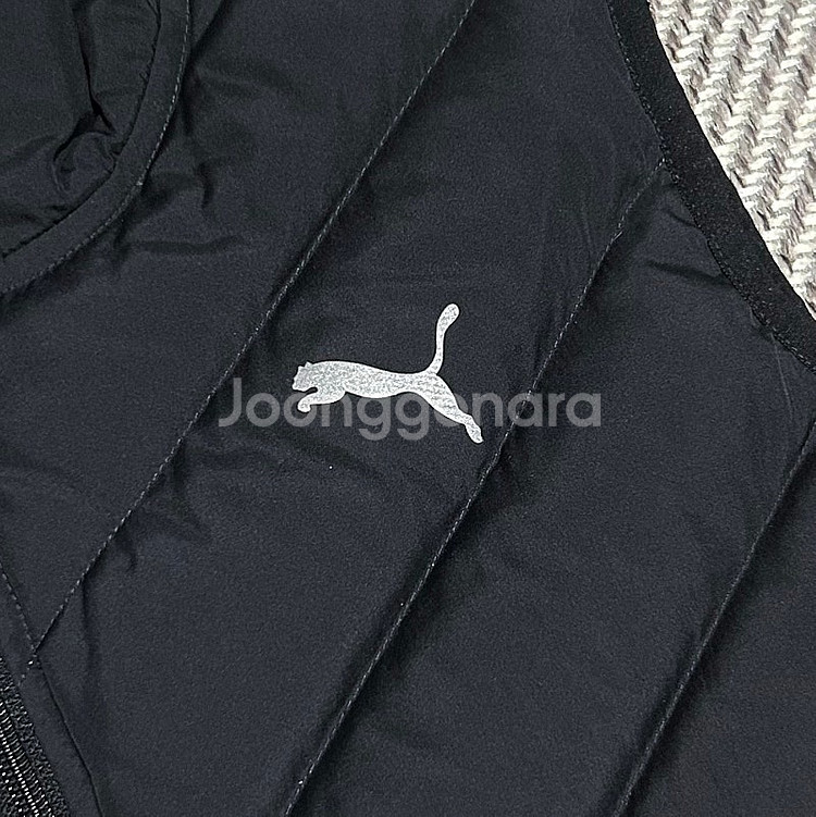 Puma 퓨마 덕다운 패딩 조끼 판매합니다--2