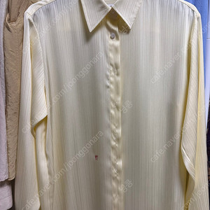 (기격내림)캐롤쇼페 새틴 셔츠 - 버터옐로우