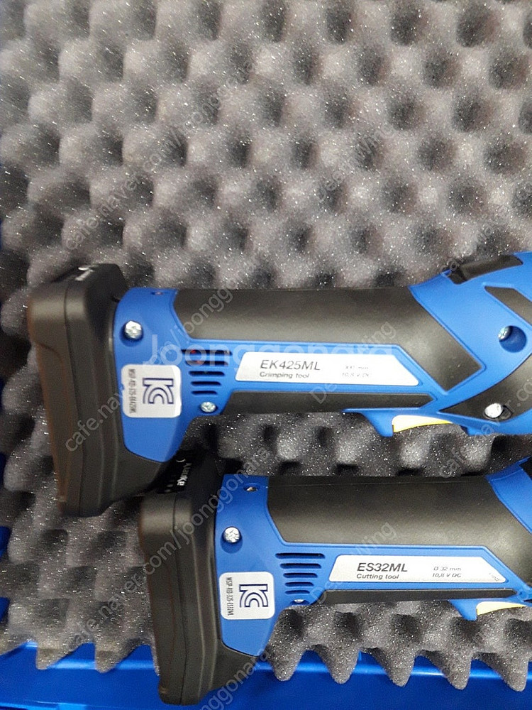 독일 새제품 충전압착기 전동압착기 압착커터콤보세트 전선압착기 단자압착기 충전압착기 전동커터기--1