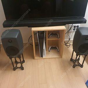제네렉 8030b + iso acoustics 스탠드
