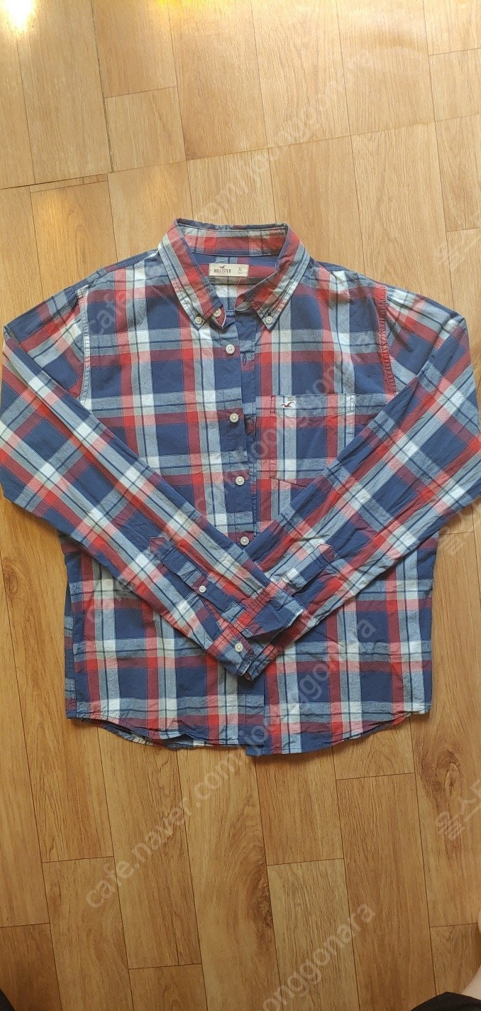 홀리스터 작은 갈매기로고 거의 새옷 수준의 체크 무늬 셔츠 XL(레드계열)입니다--0
