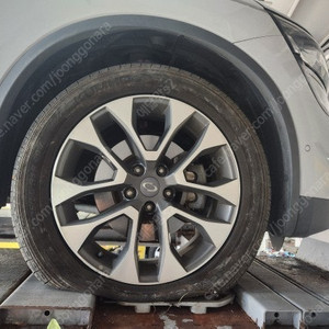 QM6 19인치 순정 중고 프론트 휠 (앞 2짝)