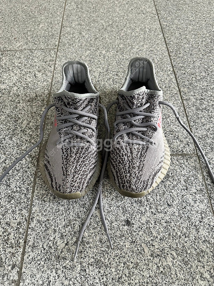 아디다스 이지부스트 350 V2 지브라 240mm--0
