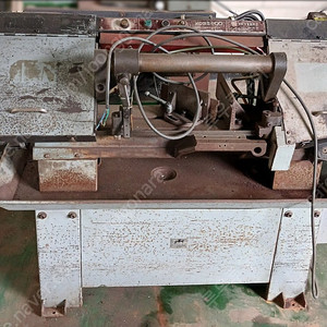 반자동형 밴드소 KDBS-200 / 톱기계 밴드쏘 자동톱기계 WBS-400A