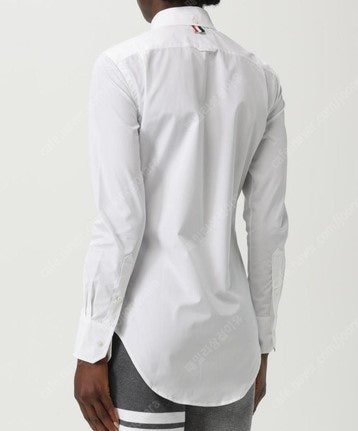 톰브라운 로고패치 여성 셔츠/블라우스 (화이트)--8