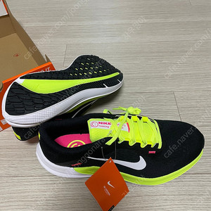 나이키 러닝화 윈플로 260 새제품