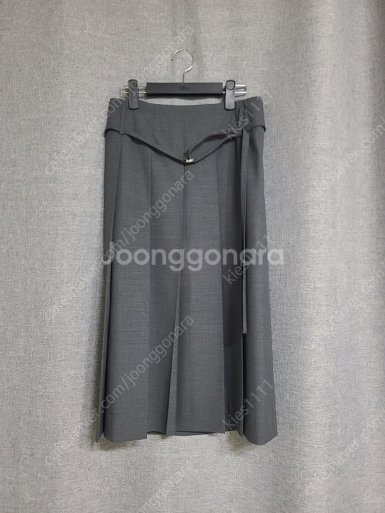 (새상품) alte 알테 플리츠 스커트 S--8