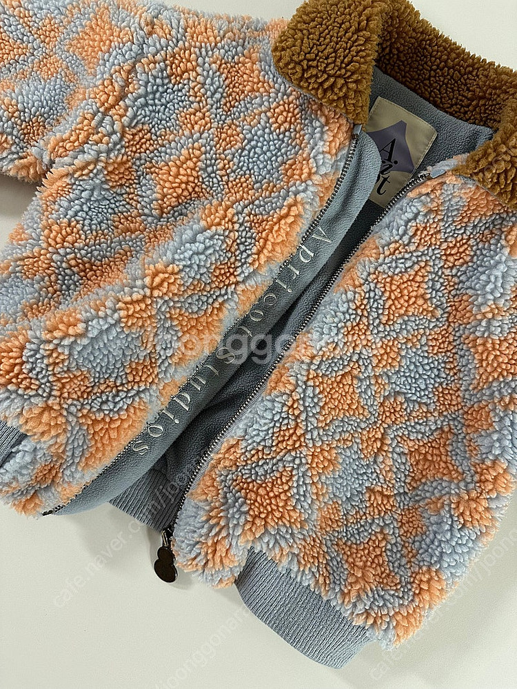 아프리콧스튜디오 슈슈덤블자켓--2