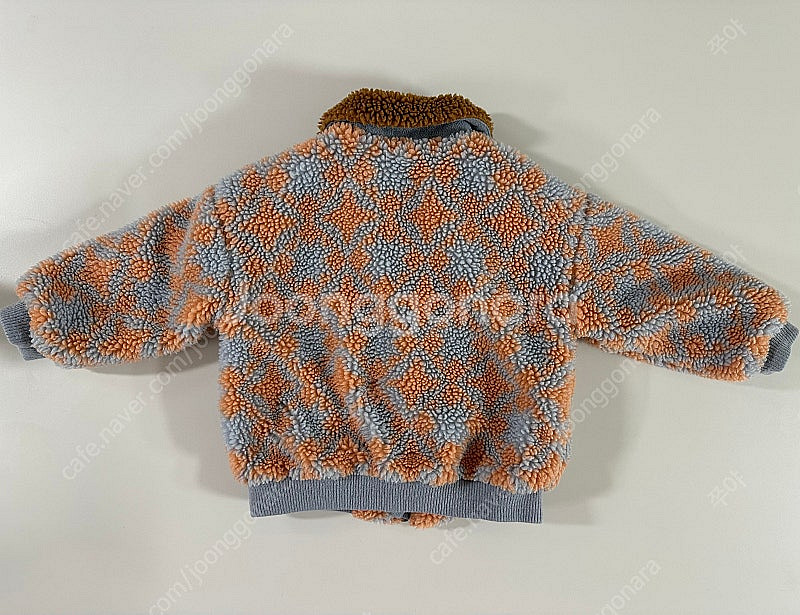 아프리콧스튜디오 슈슈덤블자켓--4