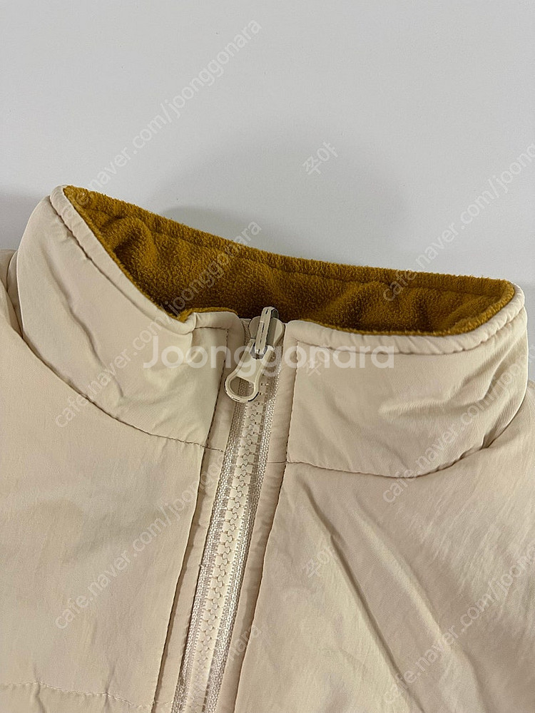 아프리콧스튜디오 리버시블조끼--2