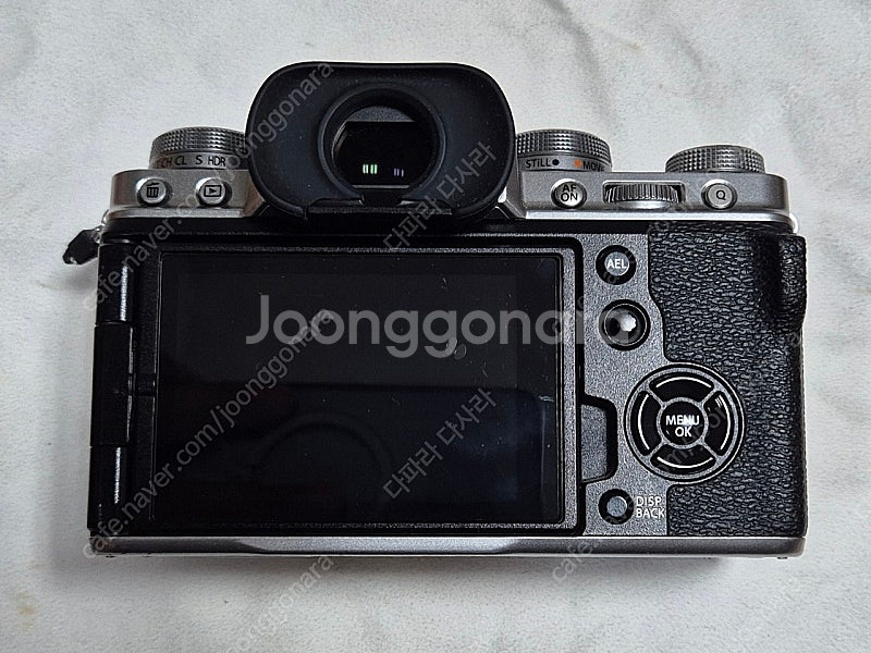 후지 x-T4 실버 바디와 구성품 판매합니다--1