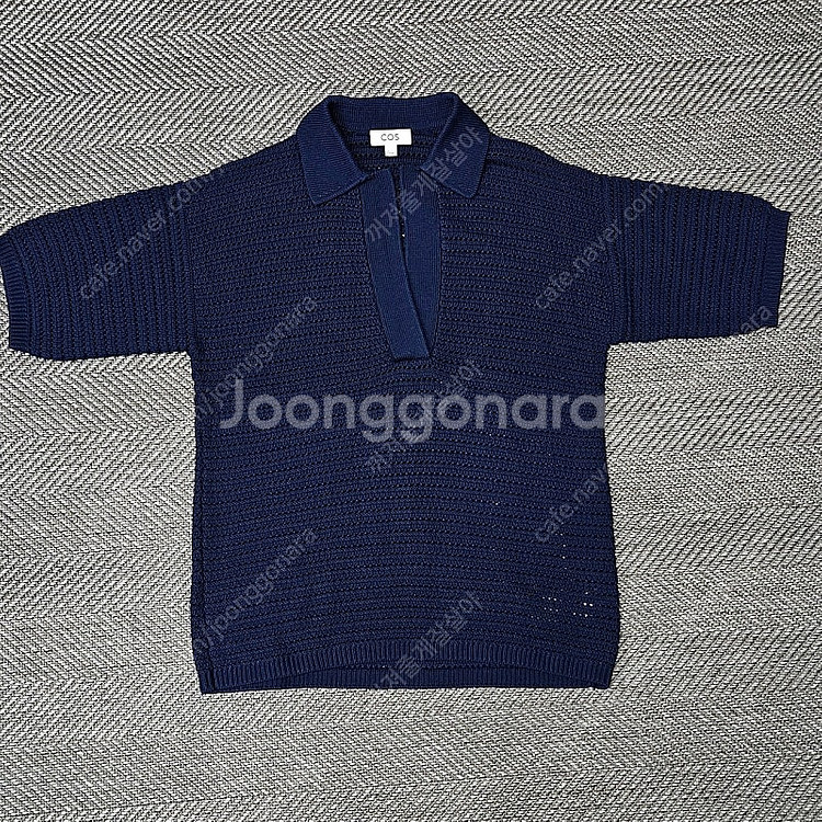 COS 코스 펀칭 반팔 니트티 남자100--0