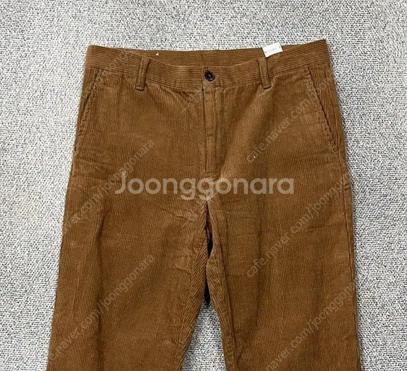 [82] 에잇세컨즈 브라운 코듀로이 팬츠--2