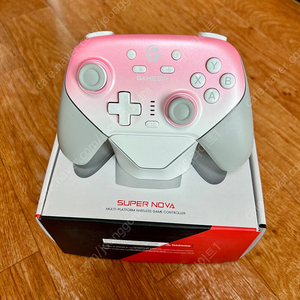 (국내정발) 슈퍼노바 (T4N pro) 게임패드 팝니다.
