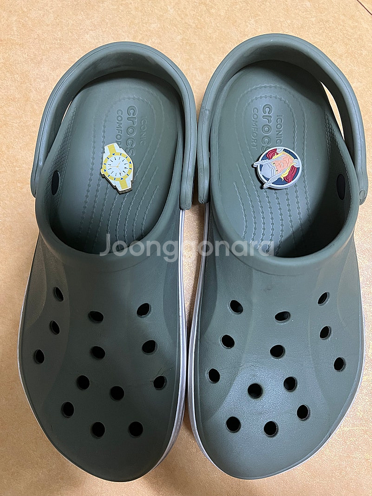 크록스 바야밴드 클로그 아미그린/코블스톤 (M8/W10) & 지비츠 2--1