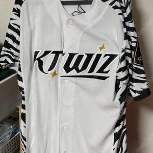 kt wiz 강백호 100홈런 기념 유니폼 105