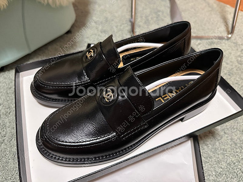 샤넬 블랙 로퍼 38--0