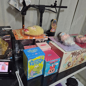 팝마트 핫이슈 키링 크라잉베이비,디무,디즈니,하치푸푸,라부부 팝니다